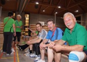 Aktivriege  Netzball mit Gymnastik gruppe 26.4.14   031